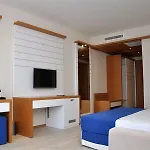 جاسمين بيتش جامبيت
