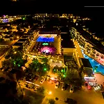 جاسمين بيتش جامبيت 4*