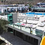 جاسمين بيتش جامبيت 4*